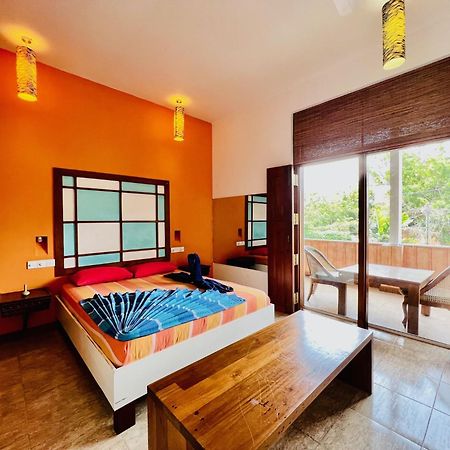 Gomez Place Negombo Exterior foto