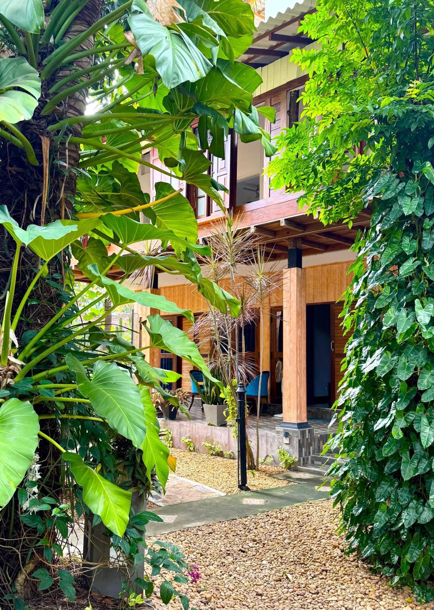 Gomez Place Negombo Exterior foto